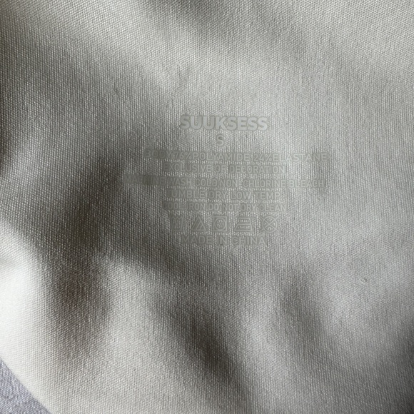 Backless Top - Picture 5 of 5